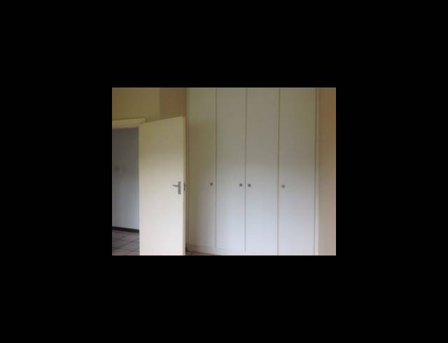 2 BEDROOM FLAT TO LET IN UMTENTWENI